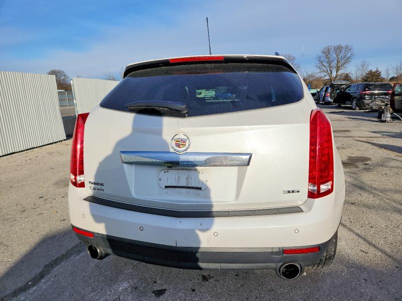 Photo 6 from auction – 2015 CADILLAC SRX LUXURY with VIN 3GYFNBE38FS628667