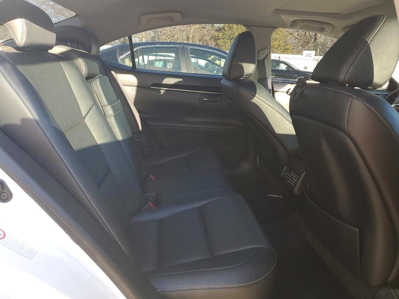 Photo 10 from auction – 2015 LEXUS ES 350 with VIN JTHBK1GG5F2189137