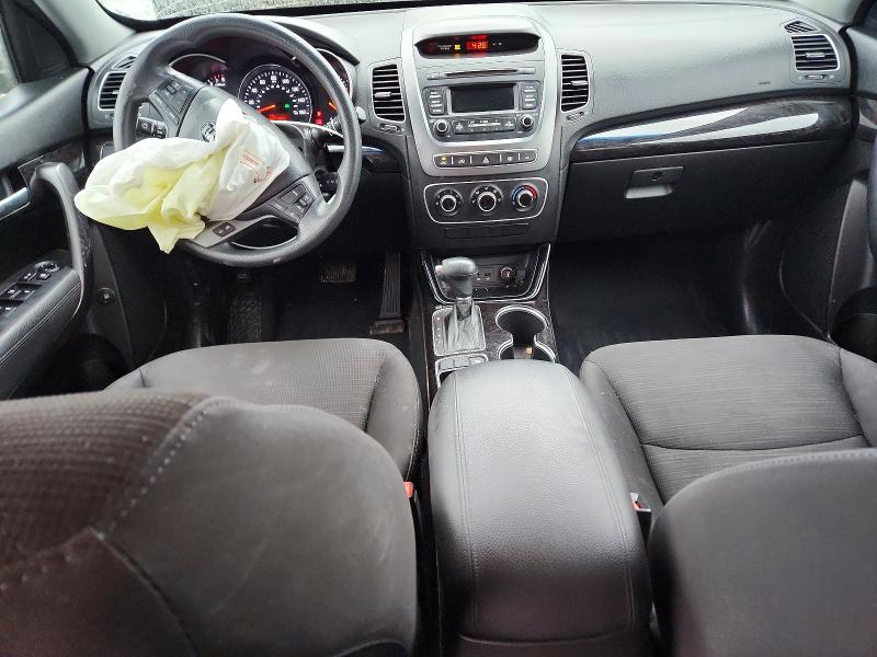 Photo 8 from auction – 2014 KIA SORENTO with VIN 5XYKT3A66EG480812
