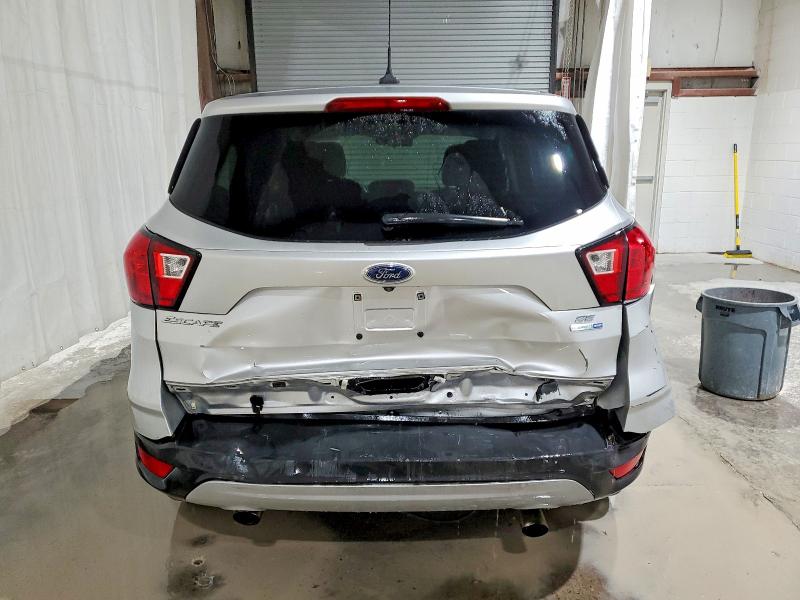 Photo 6 from auction – 2019 FORD ESCAPE with VIN 1FMCU9GD7KUA93668