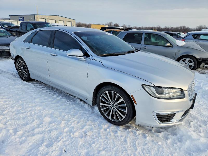 Photo 4 from auction – 2017 LINCOLN MKZ with VIN 3LN6L5A93HR651061