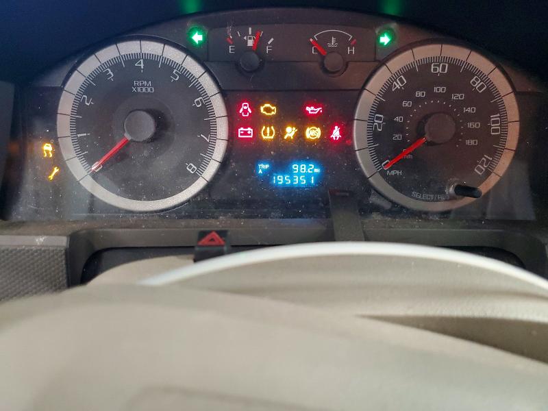 Photo 9 from auction – 2009 FORD ESCAPE XLS with VIN 1FMCU027X9KC57739