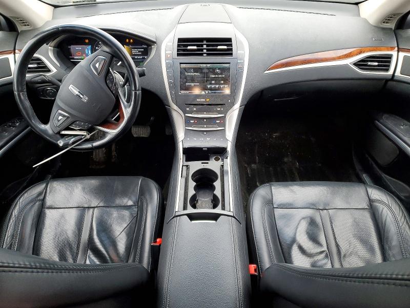 Photo 8 from auction – 2016 LINCOLN MKZ with VIN 3LN6L2LU6GR627254