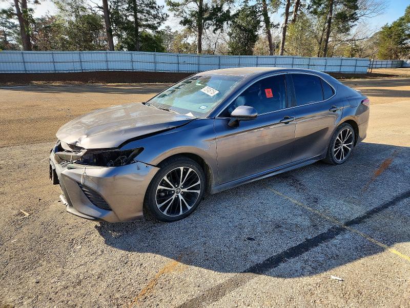 TOYOTA CAMRY 2018 with VIN 4T1B11HK4JU095850 - Photo from auction