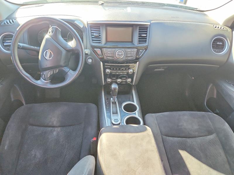 Photo 8 from auction – 2013 NISSAN PATHFINDER with VIN 5N1AR2MM8DC673900