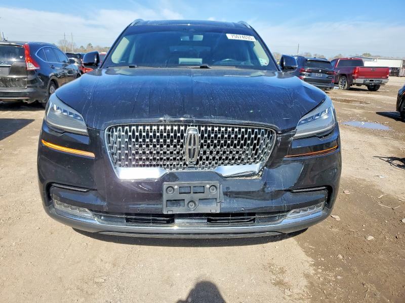 Photo 5 from auction – 2021 LINCOLN AVIATOR with VIN 5LM5J7WC1MGL16753