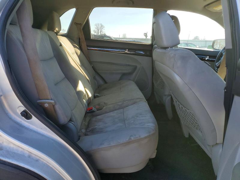 Photo 11 from auction – 2012 KIA SORENTO with VIN 5XYKT4A13CG213635