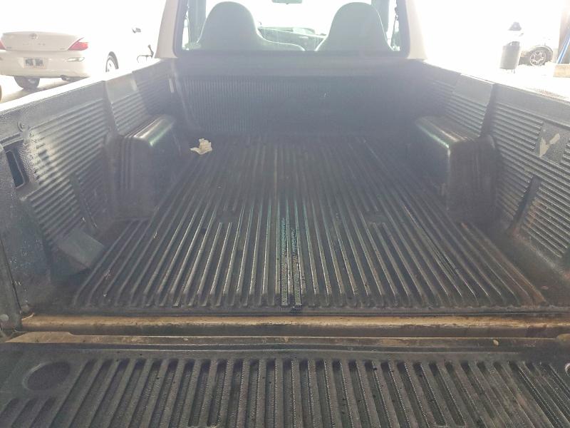 Photo 10 from auction – 2002 FORD RANGER with VIN 1FTYR10D82PA14580