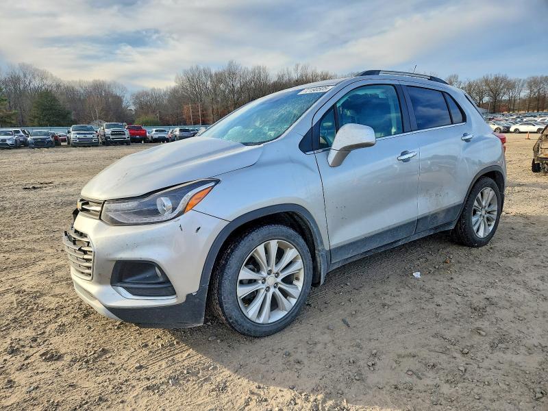 CHEVROLET TRAX 2018 with VIN 3GNCJMSBXJL199411 - Photo from auction