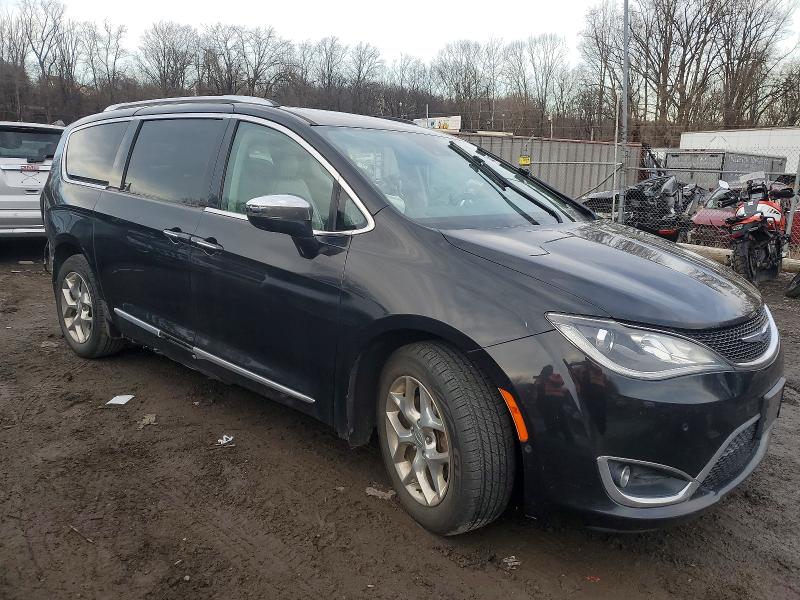 Photo 4 from auction – 2019 CHRYSLER PACIFICA L with VIN 2C4RC1GG6KR714988