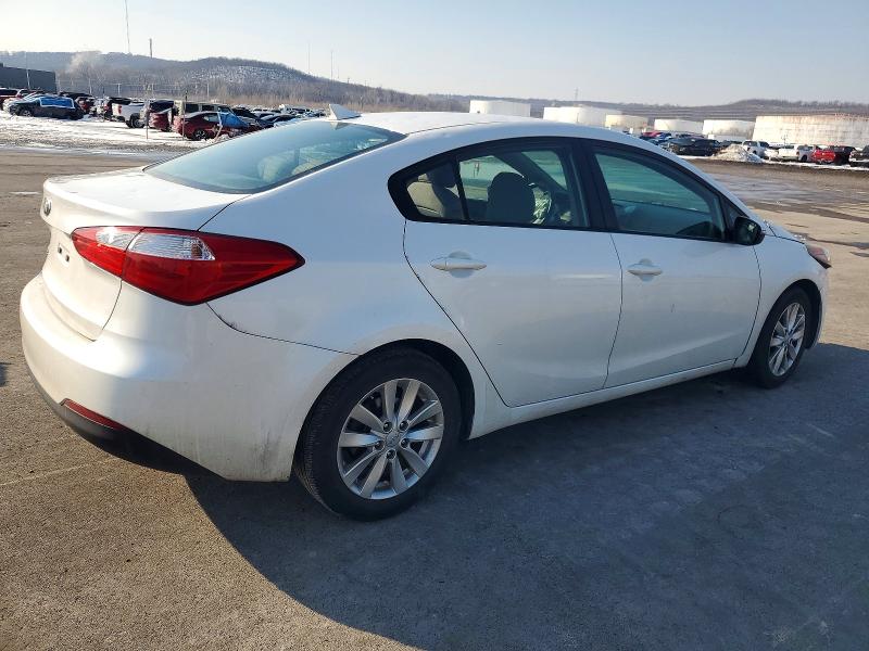 Photo 3 from auction – 2016 KIA FORTE with VIN KNAFX4A66G5439309