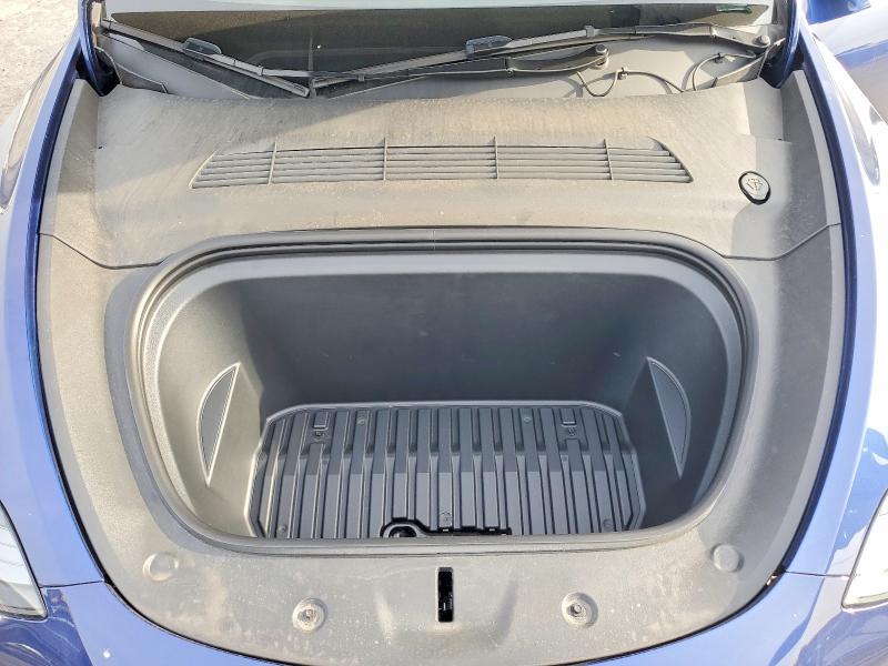 Zdjęcie 11 z aukcji – 2025 TESLA MODEL Y z VIN 7SAYGDED7SF231356