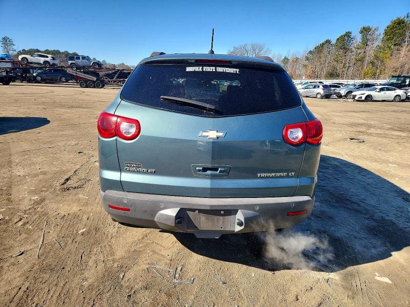 Photo 6 from auction – 2009 CHEVROLET TRAVERSE L with VIN 1GNER23D69S175254