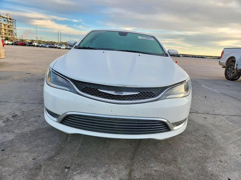 Photo 5 from auction – 2016 CHRYSLER 200 with VIN 1C3CCCAB8GN165771