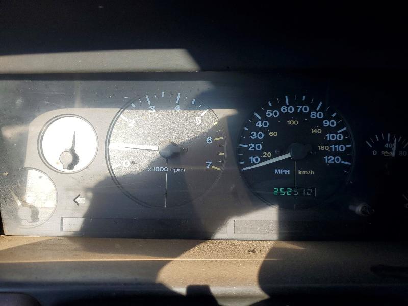 Photo 9 from auction – 1997 JEEP GRAND CHER with VIN 1J4GZ58SXVC773677