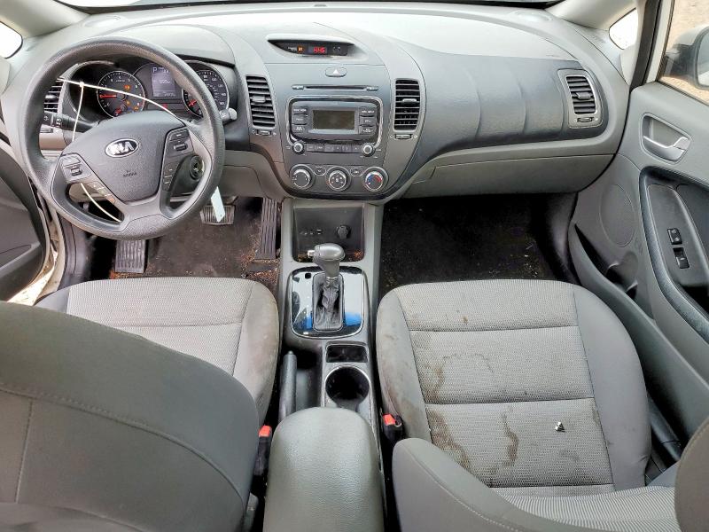 Photo 8 from auction – 2017 KIA FORTE with VIN 3KPFK4A77HE066488