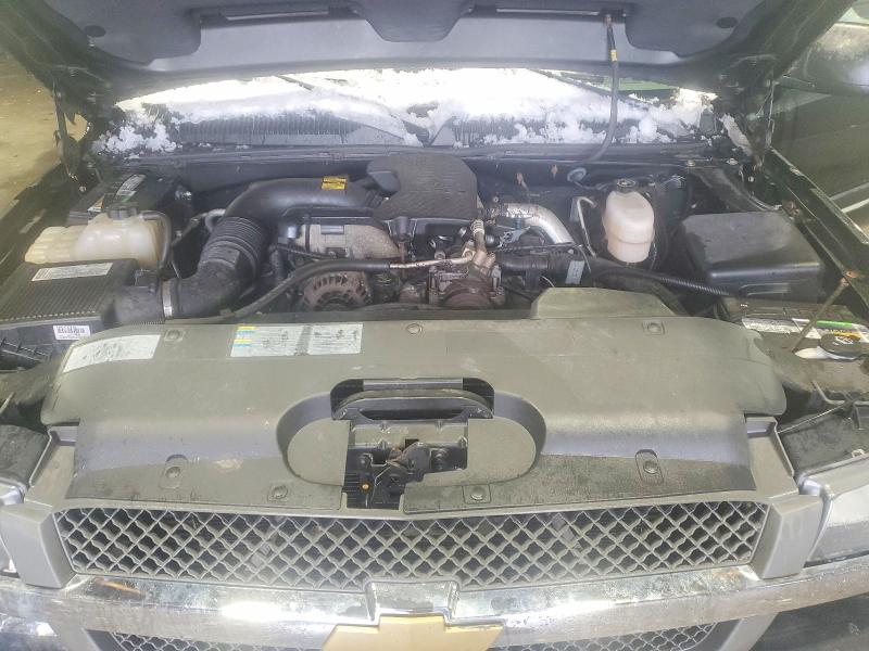 Photo 11 from auction – 2005 CHEVROLET SILVERADO with VIN 1GCHK23255F903609