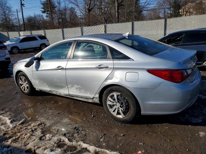 Photo 2 from auction – 2011 HYUNDAI SONATA GLS with VIN 5NPEB4AC6BH206185