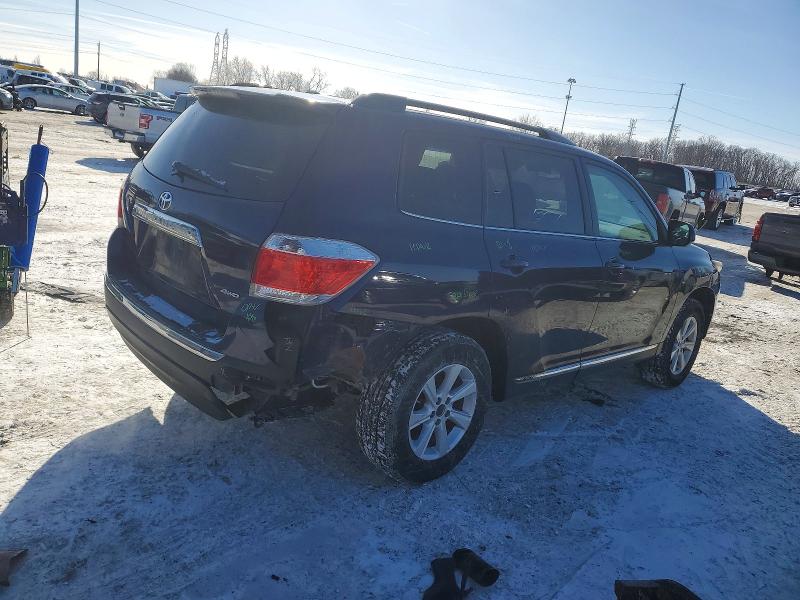 Photo 3 from auction – 2012 TOYOTA HIGHLANDER with VIN 5TDBK3EH4CS138211