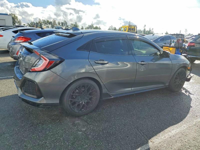 Photo 3 from auction – 2017 HONDA CIVIC with VIN SHHFK7H97HU215760