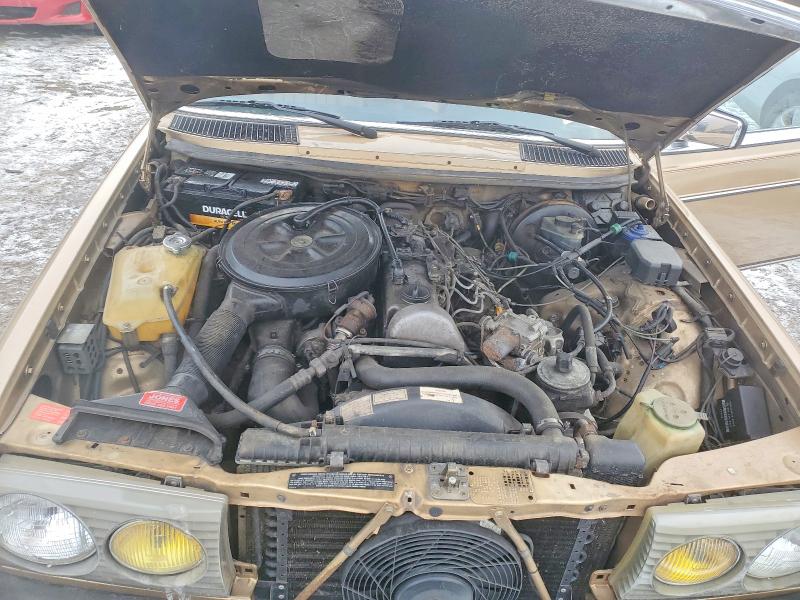 Photo 11 from auction – 1985 MERCEDES-BENZ 300 CDT with VIN WDBAB53A8FA272264
