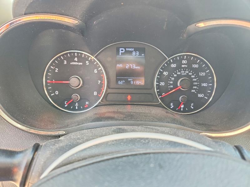 Photo 9 from auction – 2017 KIA FORTE LX with VIN 3KPFK4A74HE075746