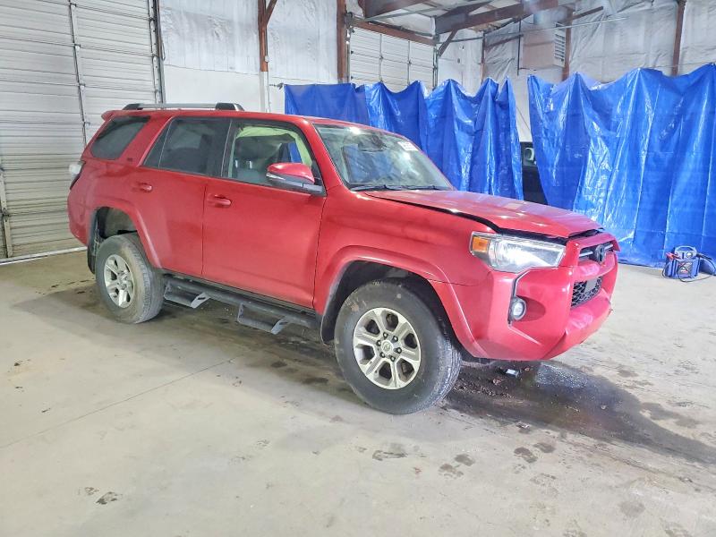 Photo 4 from auction – 2021 TOYOTA 4RUNNER with VIN JTENU5JRXM5953629