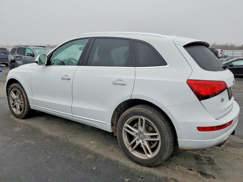 Photo 2 from auction – 2015 AUDI Q5 PREMIUM with VIN WA1LFAFP1FA022771