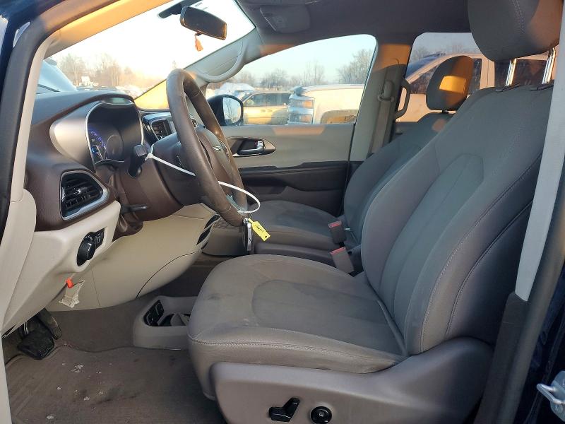 Photo 7 from auction – 2018 CHRYSLER PACIFICA with VIN 2C4RC1DG8JR253747