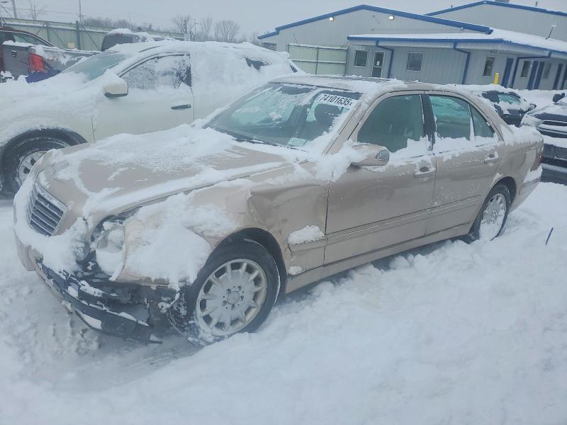 MERCEDES-BENZ E 320 4MAT 2000 with VIN WDBJF82J0YX031421 - Photo from auction