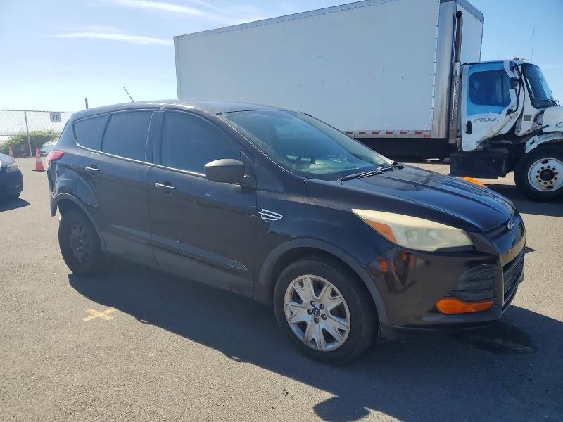Photo 4 from auction – 2013 FORD ESCAPE S with VIN 1FMCU0F77DUD49897