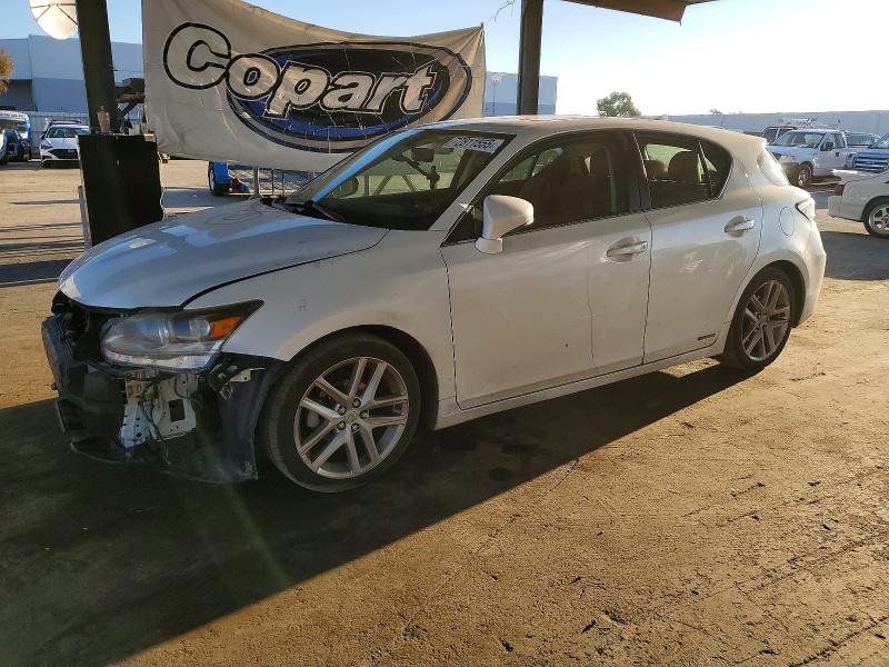 LEXUS CT 200 2014 with VIN JTHKD5BH0E2186825 - Photo from auction