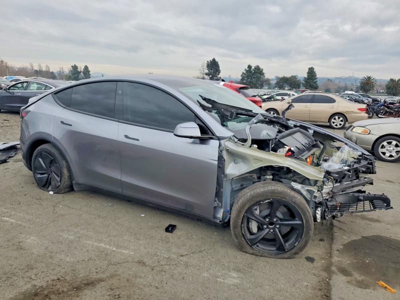 Photo 4 from auction – 2026 TESLA MODEL Y with VIN 7SAYGDED9TF426490
