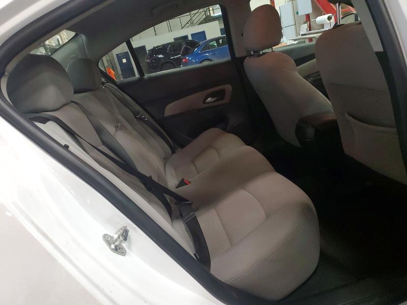 Photo 10 from auction – 2015 CHEVROLET CRUZE LT with VIN 1G1PC5SB2F7101535