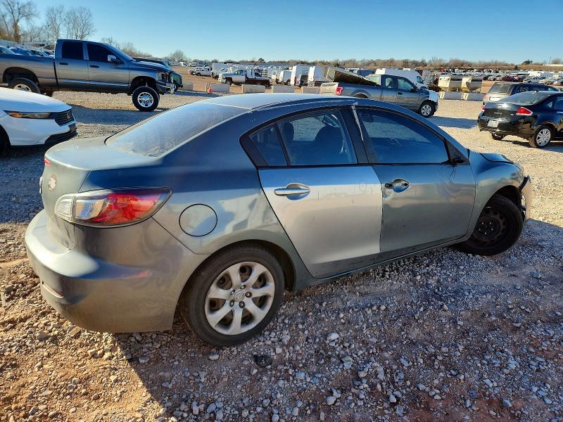 Photo 3 from auction – 2012 MAZDA 3 with VIN JM1BL1UG7C1543678