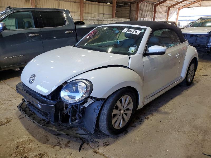 VOLKSWAGEN BEETLE 2018 with VIN 3VW5DAAT8JM512562 - Photo from auction