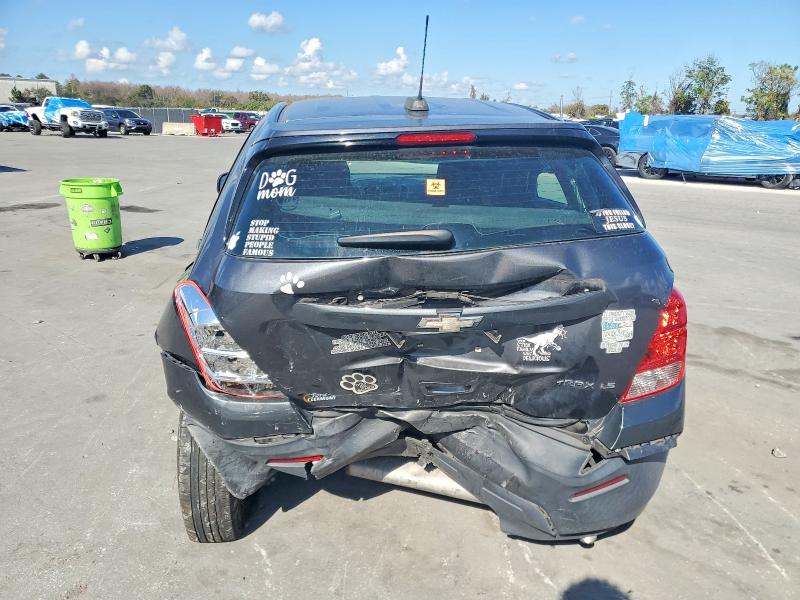 Photo 6 from auction – 2016 CHEVROLET TRAX with VIN 3GNCJKSB8GL266388
