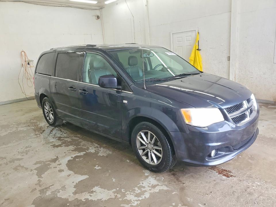 صورة رقم 4 من المزاد - 2014 DODGE GRAND CARA مع VIN 2C4RDGCG3ER258071