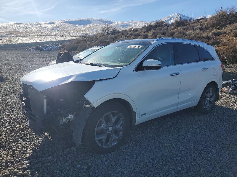 KIA SORENTO 2018 with VIN 5XYPKDA59JG419454 - Photo from auction