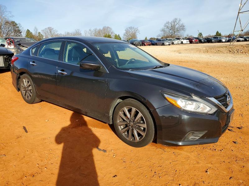Photo 4 from auction – 2017 NISSAN ALTIMA 2.5 with VIN 1N4AL3AP0HC194618