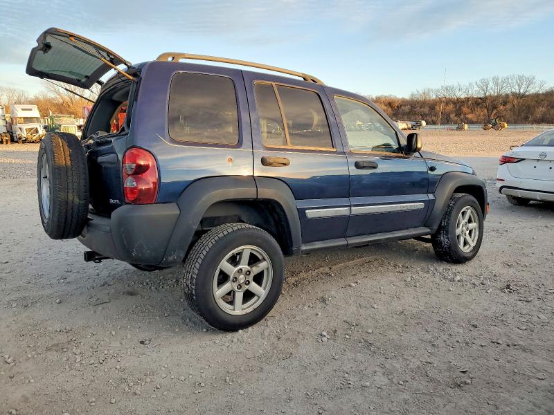 Фото 3 с аукциона – 2007 JEEP LIBERTY SP с VIN 1J4GL48K57W670955