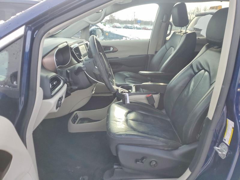 Photo 7 from auction – 2018 CHRYSLER PACIFICA T with VIN 2C4RC1BGXJR204407