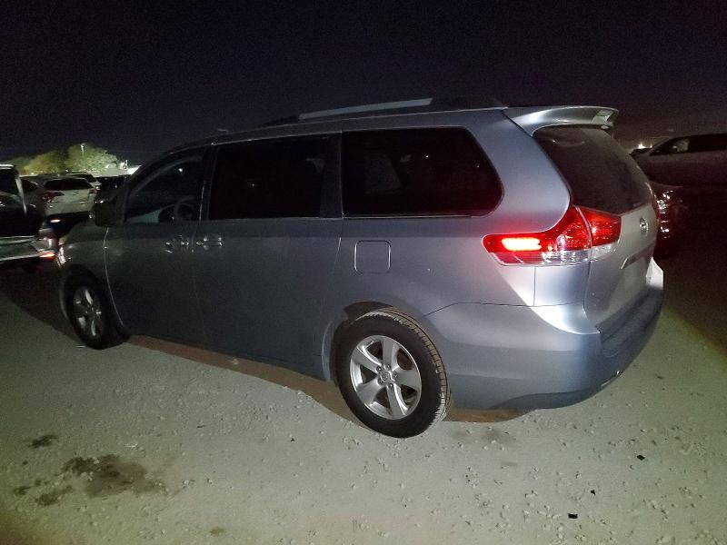 Photo 2 from auction – 2013 TOYOTA SIENNA with VIN 5TDKK3DC2DS317791