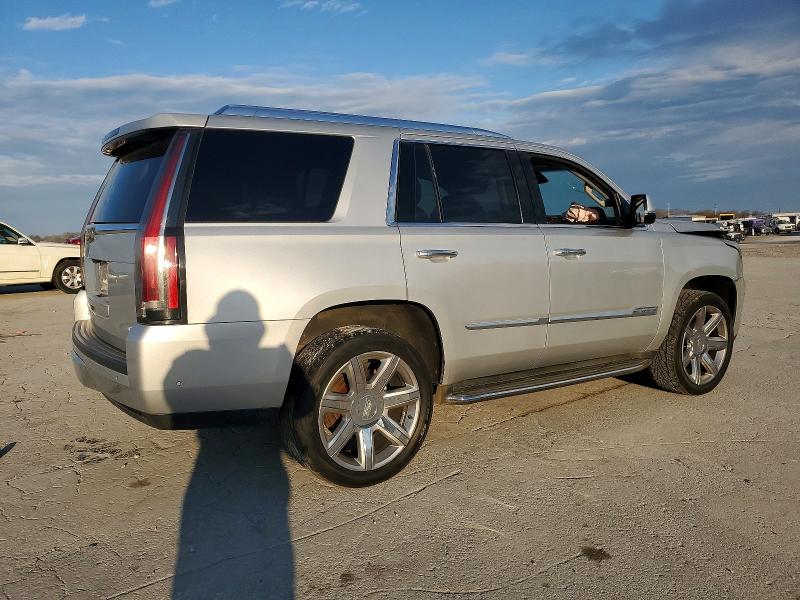 Photo 3 from auction – 2017 CADILLAC ESCALADE with VIN 1GYS3CKJ6HR385654