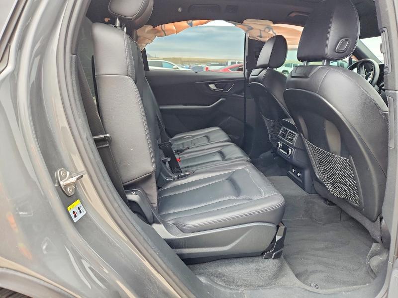 Photo 10 from auction – 2018 AUDI Q7 PREMIUM with VIN WA1LAAF70JD027708