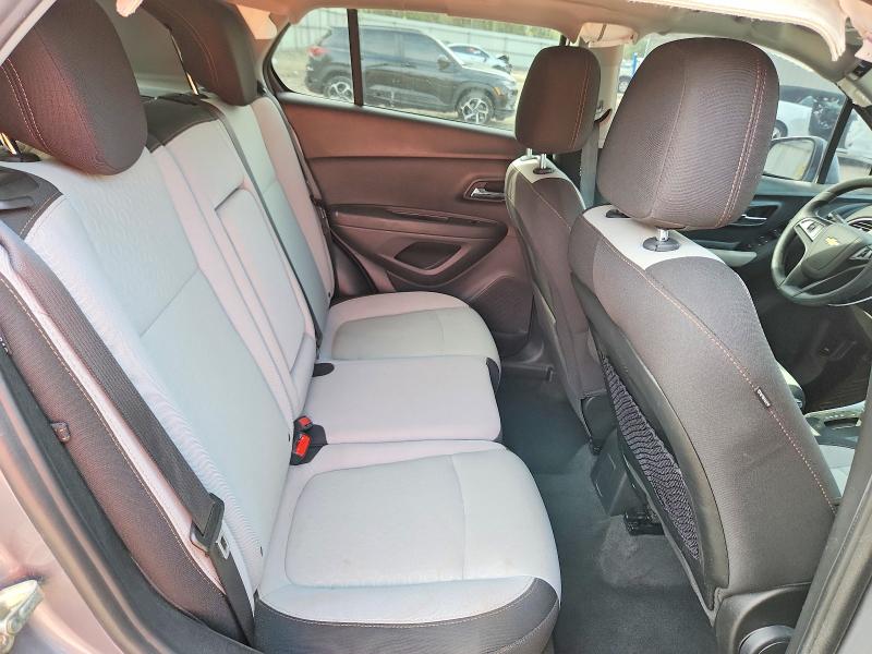 Photo 10 from auction – 2020 CHEVROLET TRAX with VIN 3GNCJKSB1LL146152