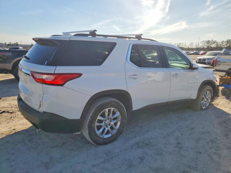 Photo 3 from auction – 2020 CHEVROLET TRAVERSE with VIN 1GNERHKW2LJ266766