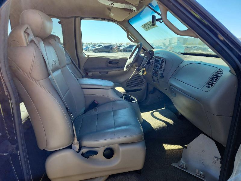 Photo 10 from auction – 2002 FORD F150 with VIN 1FTRX07WX2KB73853