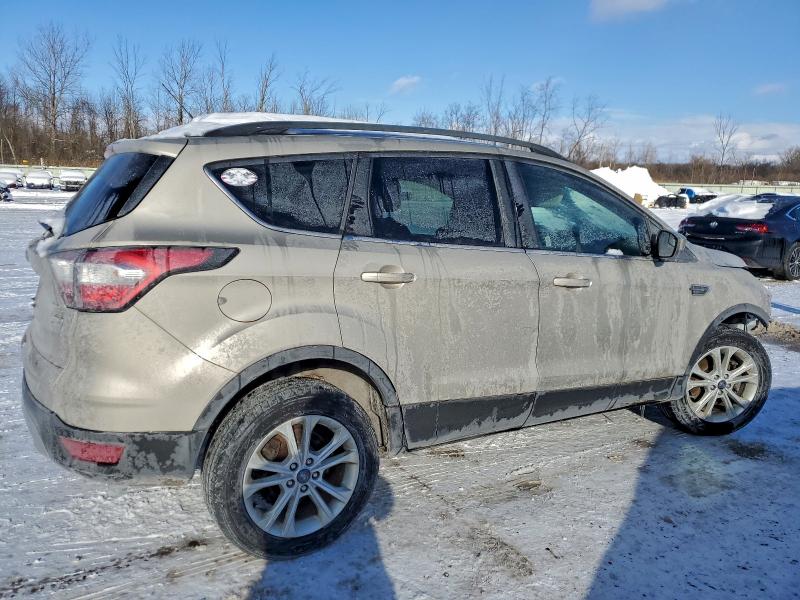 Photo 3 from auction – 2018 FORD ESCAPE SE with VIN 1FMCU9GD6JUC85324