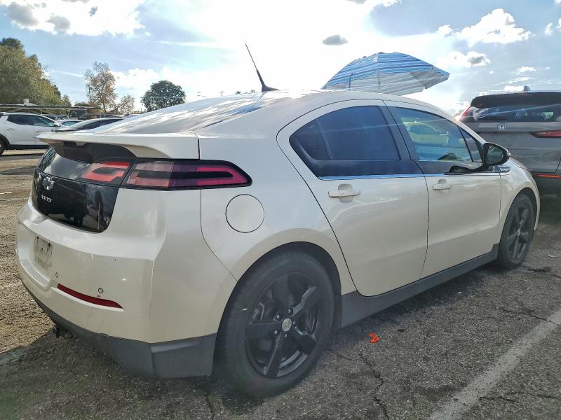 Photo 3 from auction – 2012 CHEVROLET VOLT with VIN 1G1RH6E4XCU125950